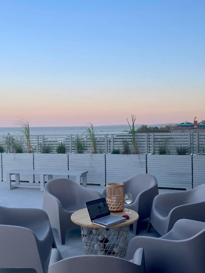 Apartament La Terrasse Sarichioi Zewnętrze zdjęcie